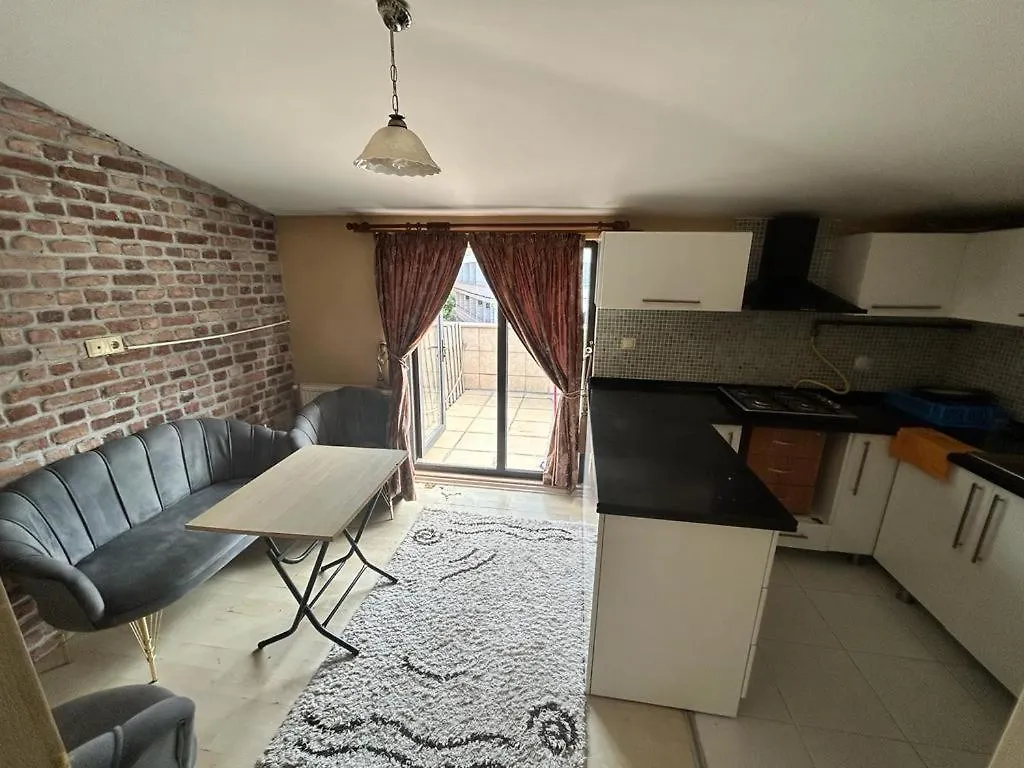 ترابزون Hypatia Apt 0*,  تركيا